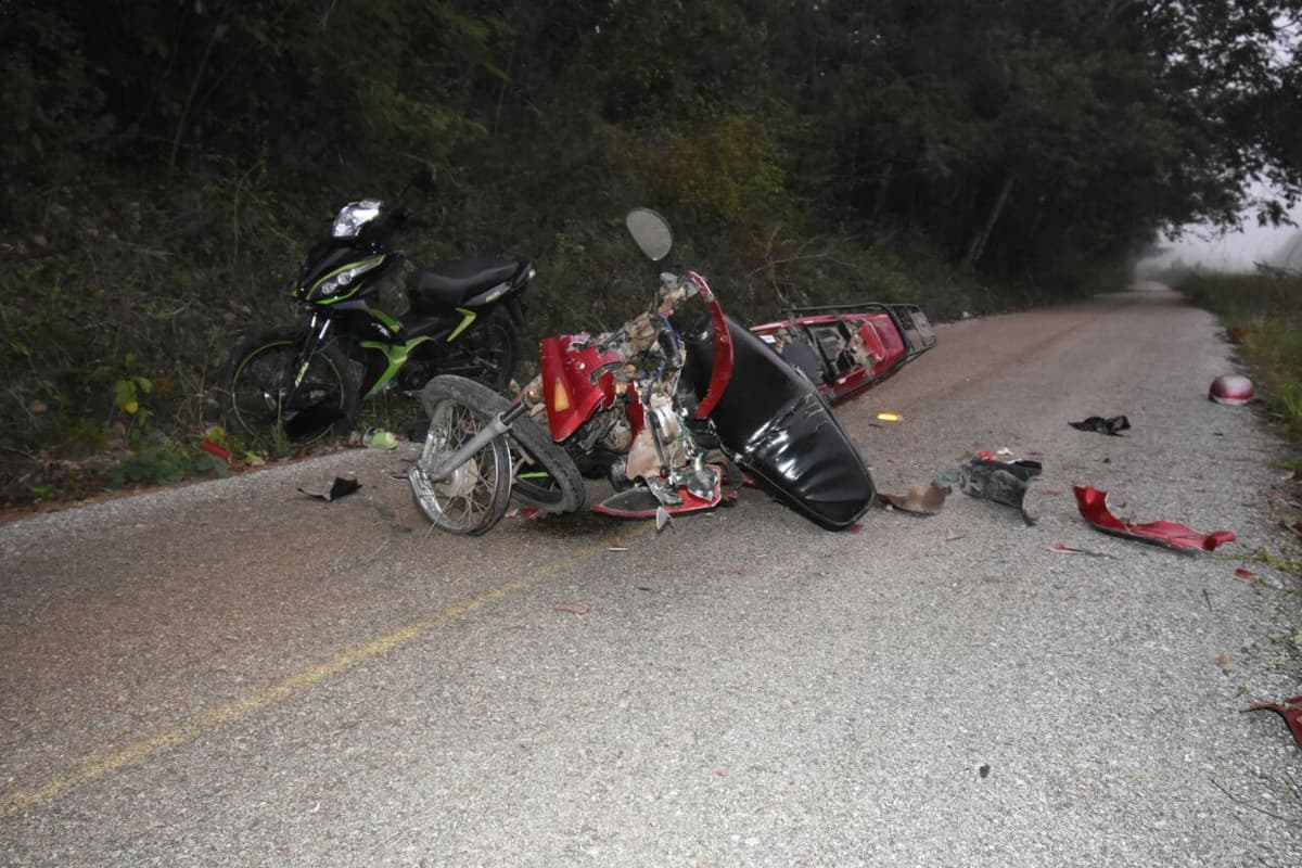 Chocan motociclistas a causa de neblina