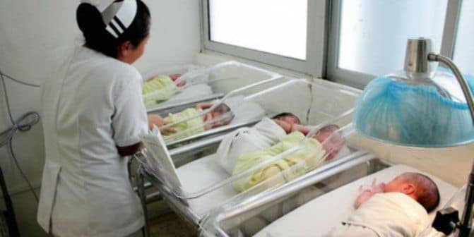 En Cancún, acusan hay desabasto de vacunas para recién nacidos en el sector salud