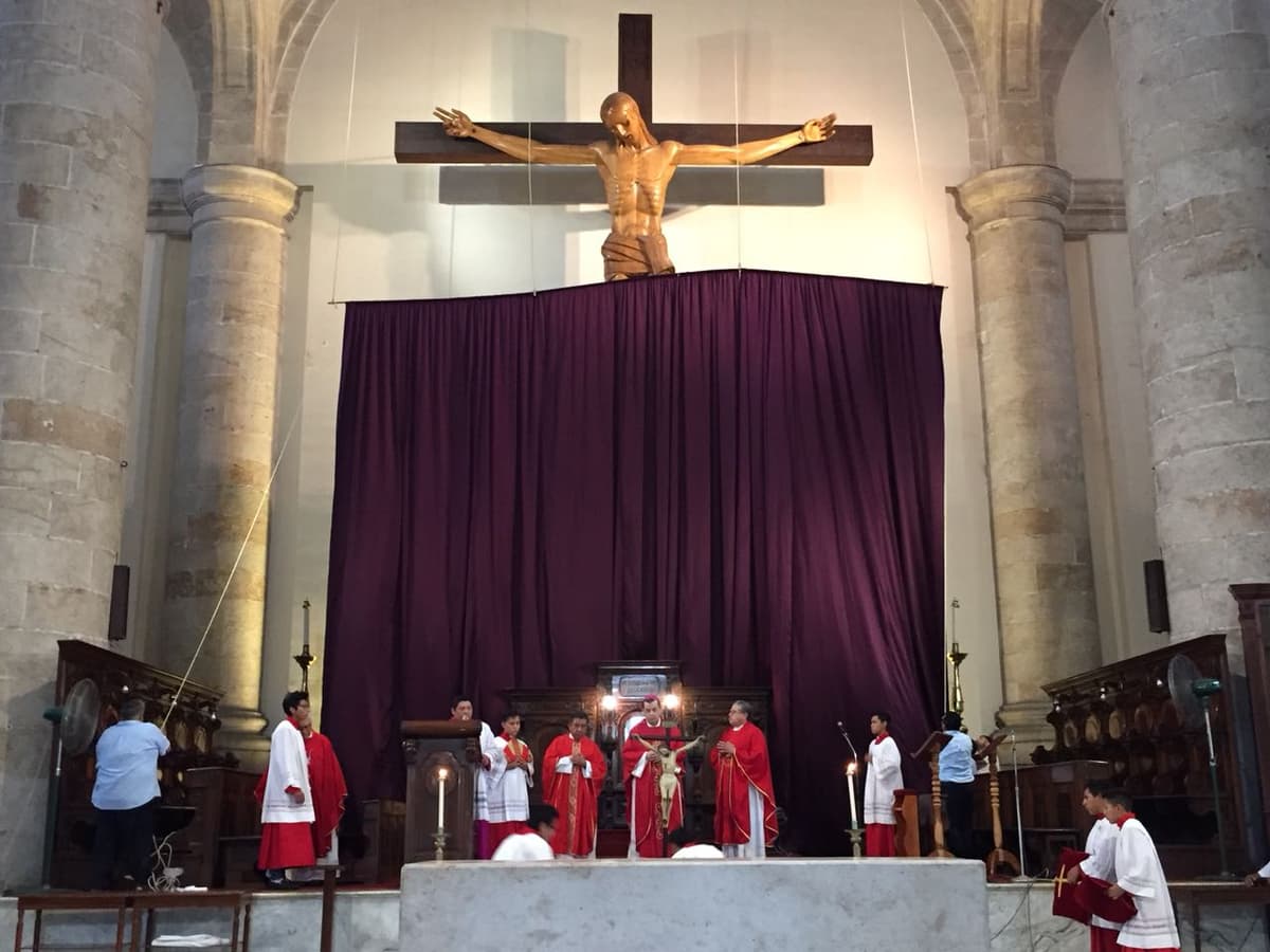 Pide Arzobispo no caer en garras de los sofistas y demagogos de la política