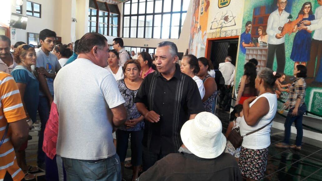 Solicita licencia Carlos Mario Villanueva