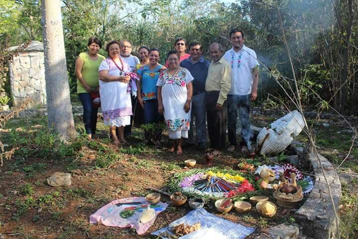 Reciben a la primavera con ceremonia maya