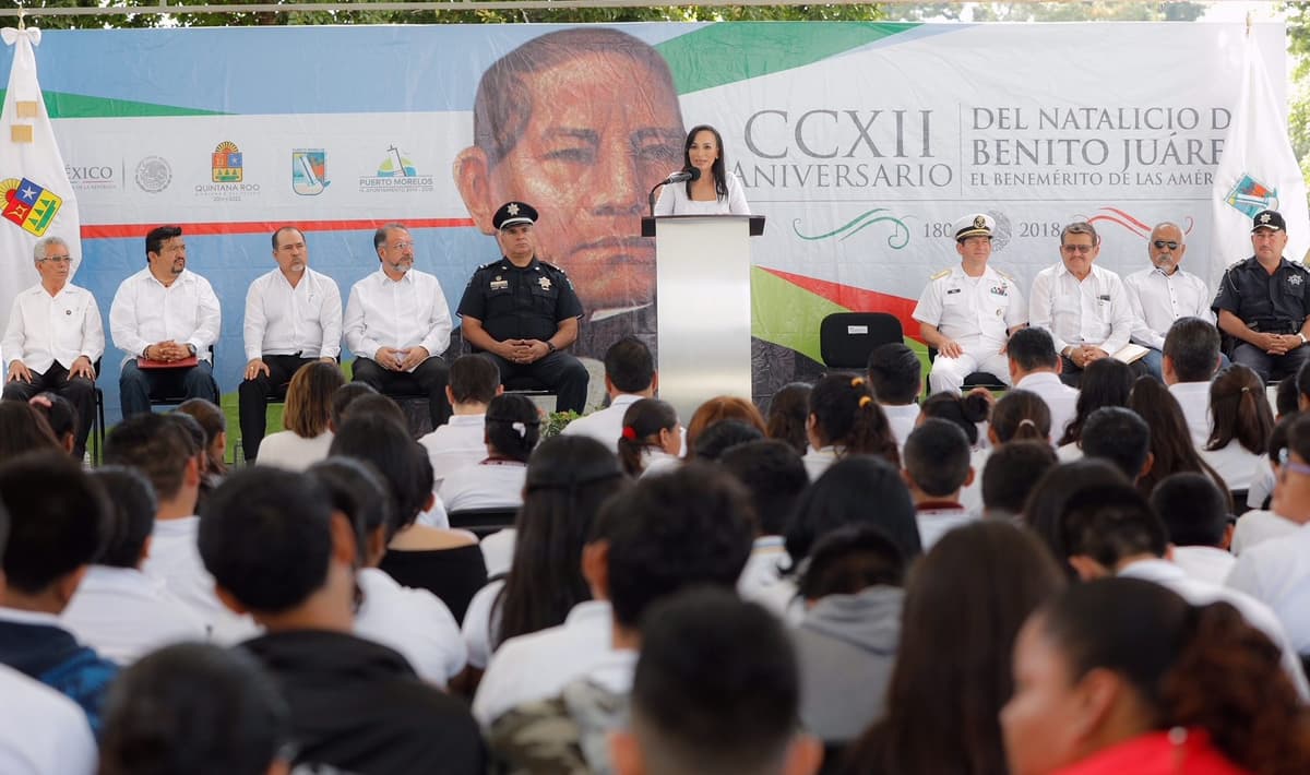 En Puerto Morelos es momento de la unidad: Laura Fernández