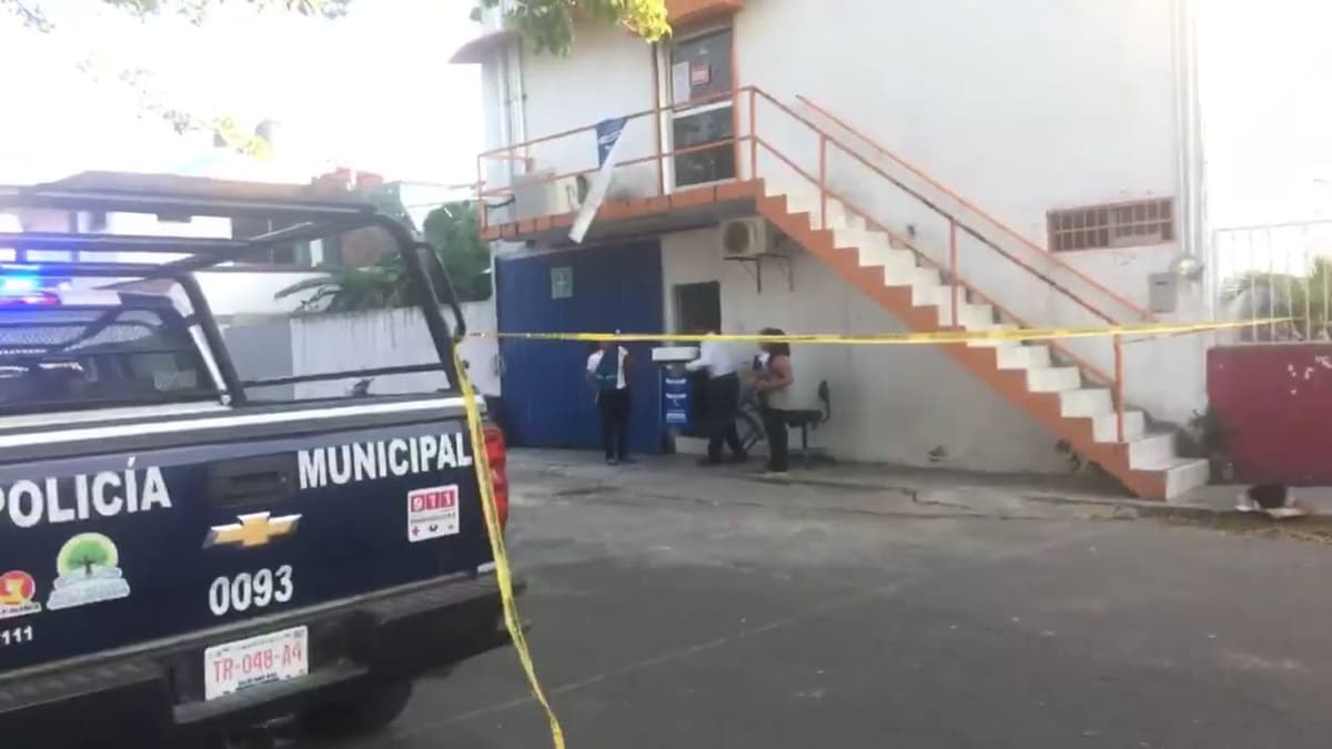 Encapuchados asaltan oficina de Cablemas en Chetumal