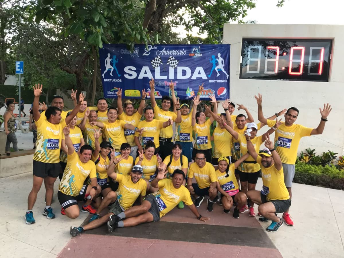 Carrera de aniversario del Club Nocturnos Cancún