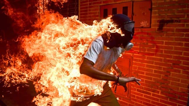 Venezuela "en llamas" es la foto ganadora en el World Press Photo 2018