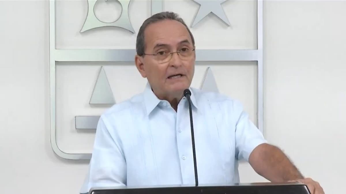 Costo de consulta de Uber, en manos del Ieqroo: López Mena