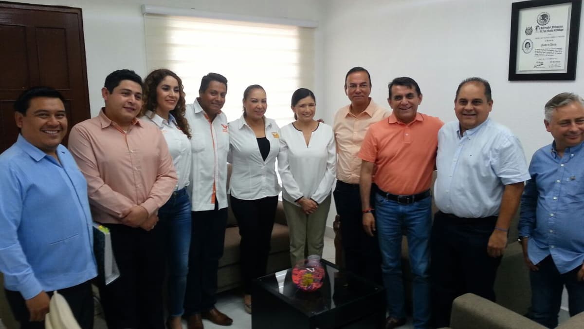 Ludivina Menchaca, inscrita para competir por Puerto Morelos