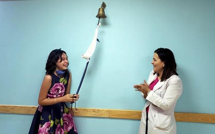 Venció al cáncer después de 120 quimioterapias