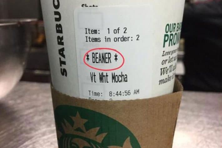 Starbucks de EU escribe "frijolero" al café de un mexicano