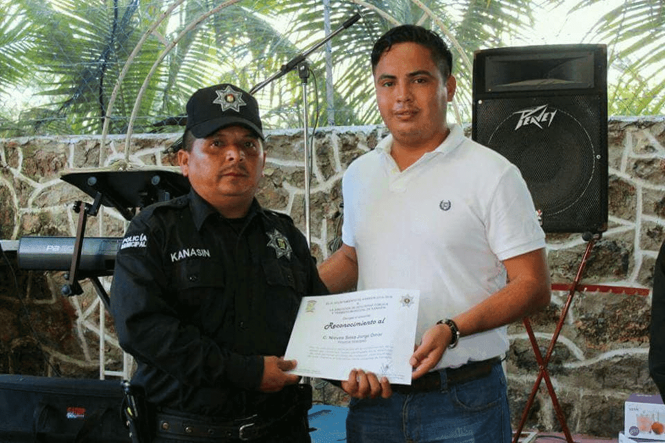 Cumple arresto jefe policiaco por manejar ebrio