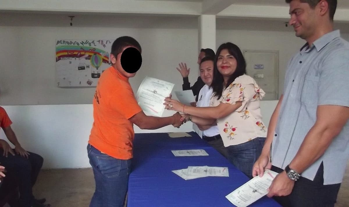 Capacita Seguridad Pública a jóvenes en lenguaje de señas