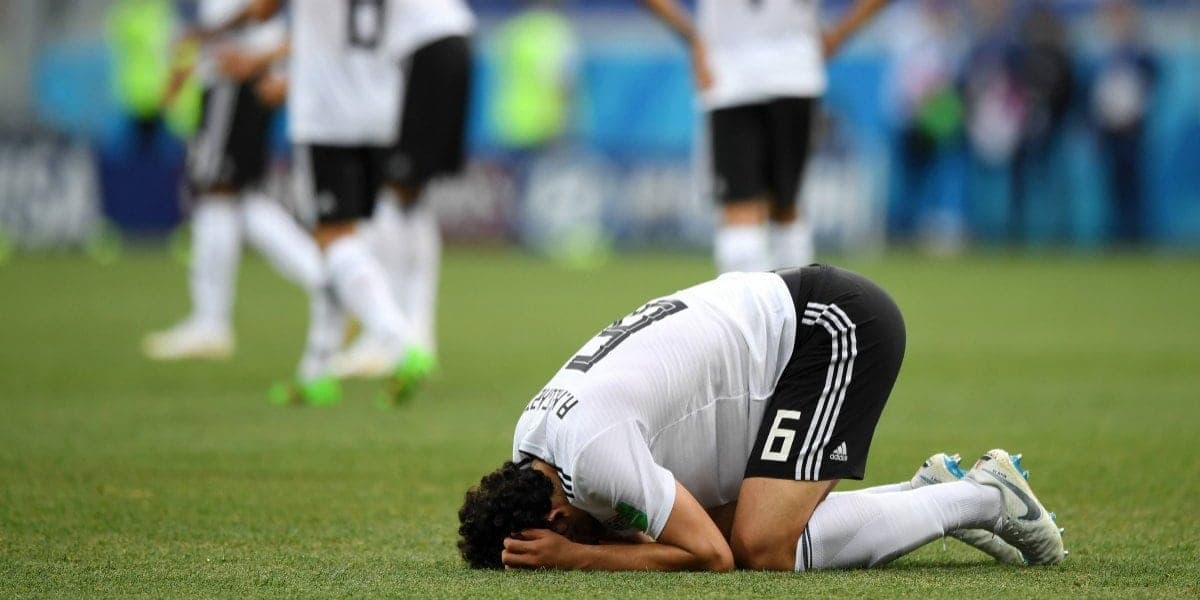 Ex futbolista egipcio muere de un infarto tras la derrota de su Selección
