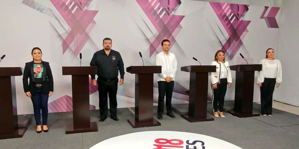 Cierra Cozumel pasarela de debates