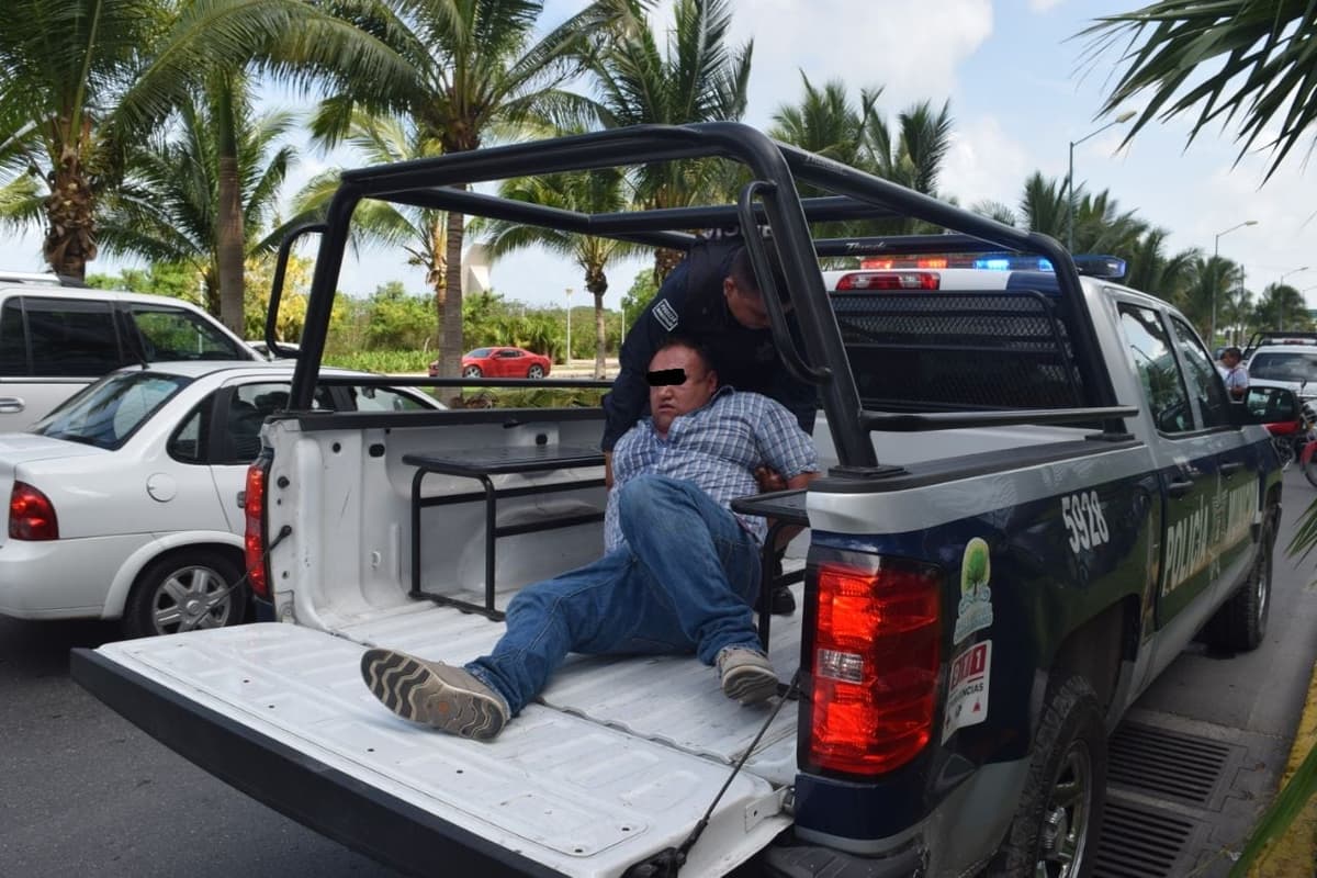 Atrapan a asaltantes de banda "poncha llantas" en Malecón Américas