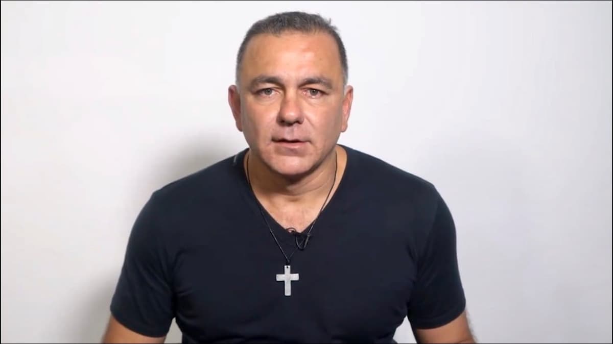 Abren juicio contra Mimenza por amenazas contra periodista