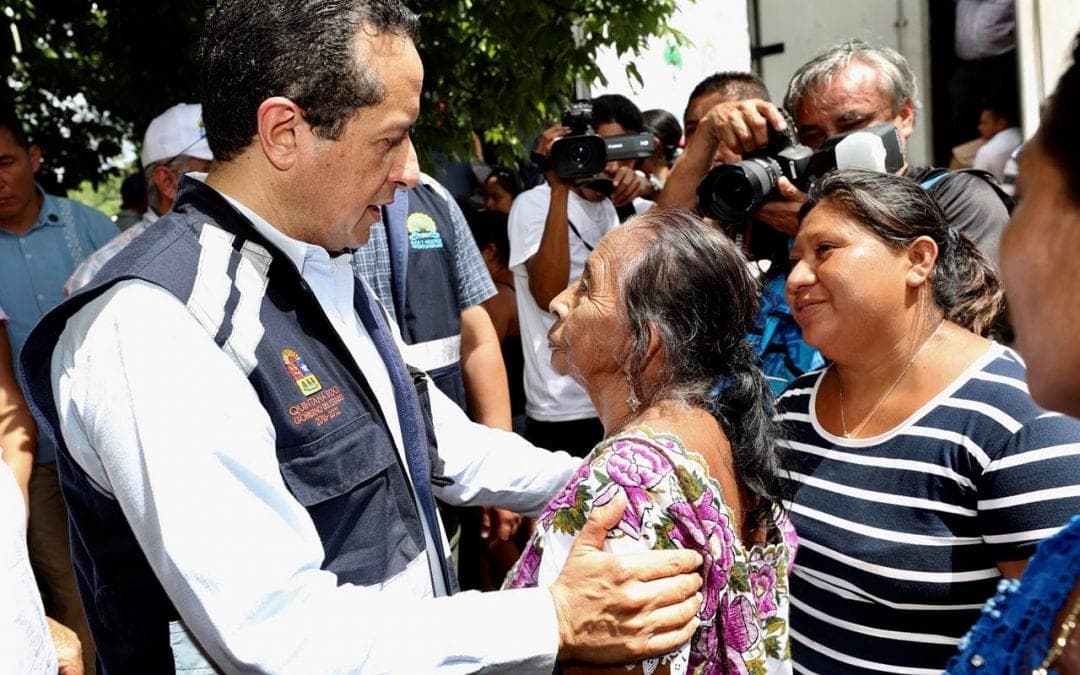 Impulsamos el desarrollo social con capacitación para mejorar el ingreso familiar: Carlos Joaquín