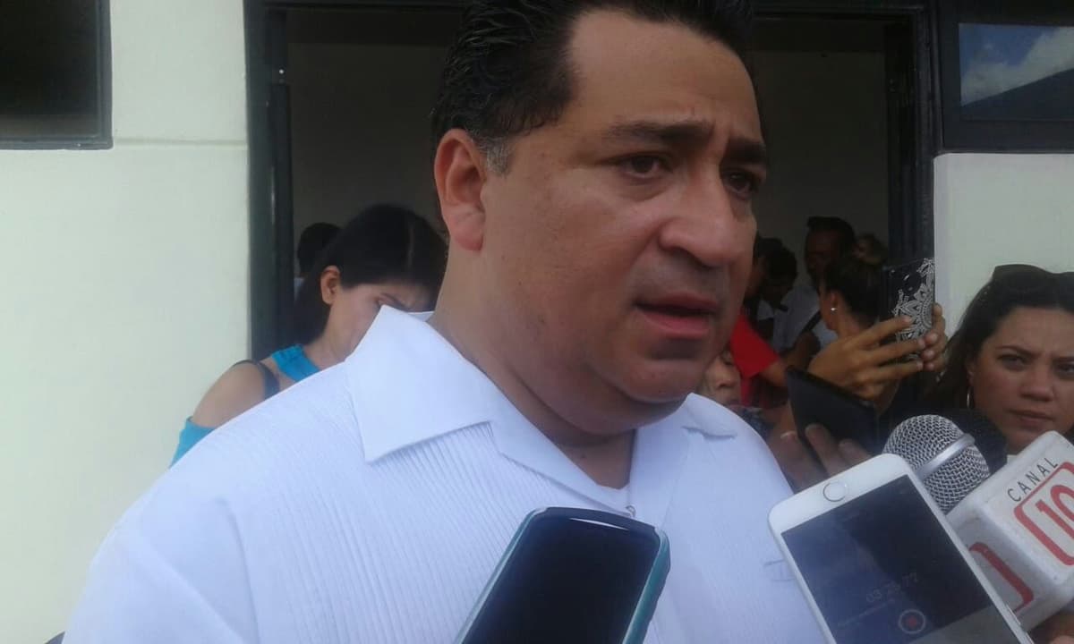 Diputados no se sometieron a taxistas: Martínez Arcila