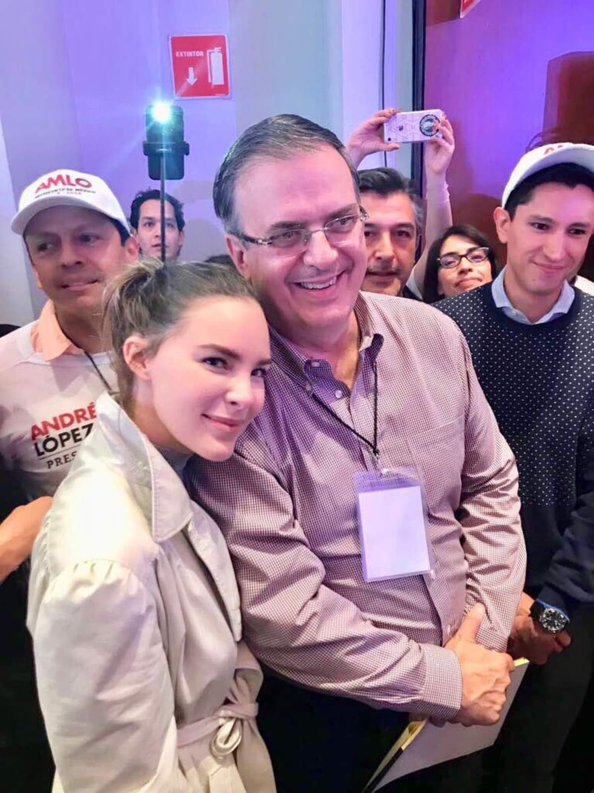 Belinda "destapó" a Ebrard como canciller tres días antes de su nombramiento