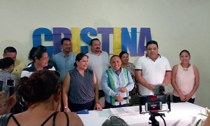 Gana Cristina Torres con mil votos y lo demuestra con actas