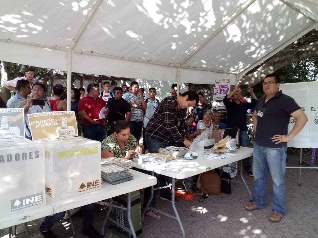 Gongorista, presidente de casilla en Playa