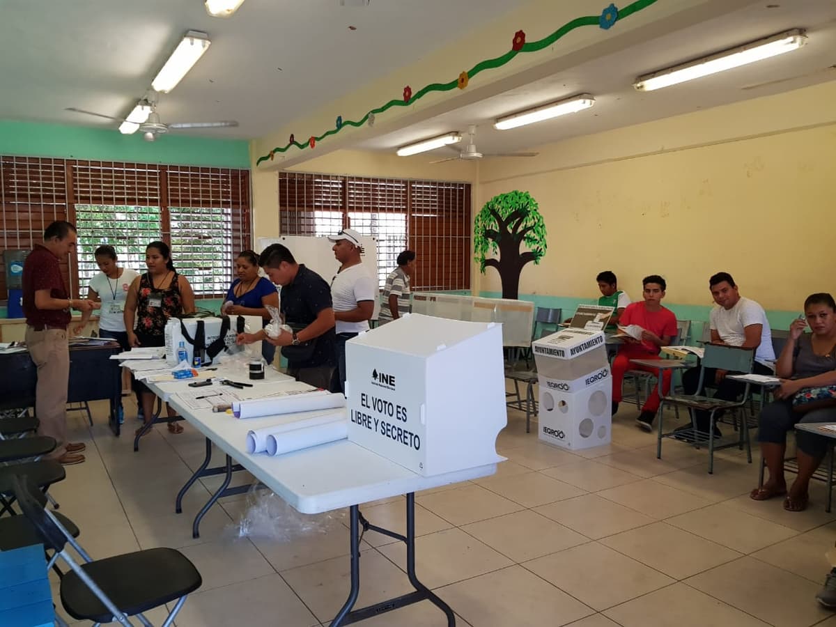 Faltan funcionarios a casillas de Cancún