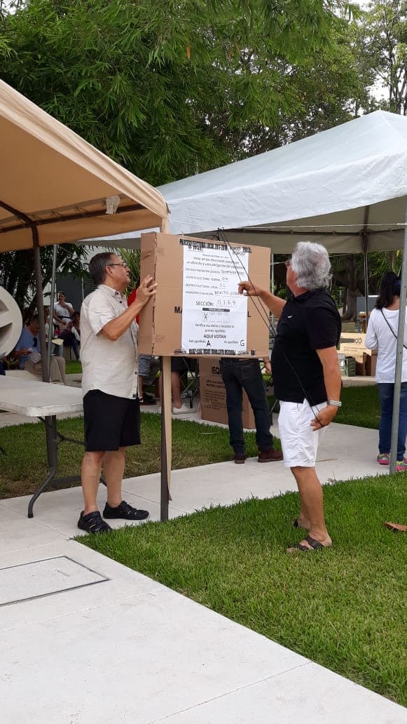 Nutrido inicio de las votaciones