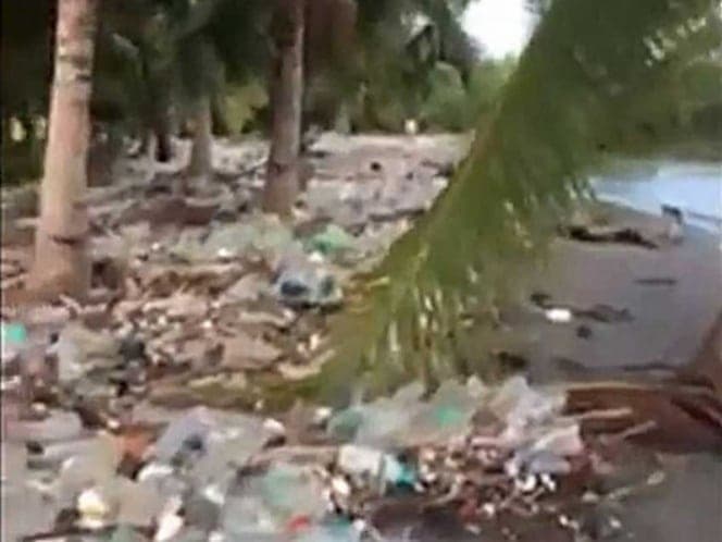 Denuncian mediante video “playa de plástico” en Chiapas