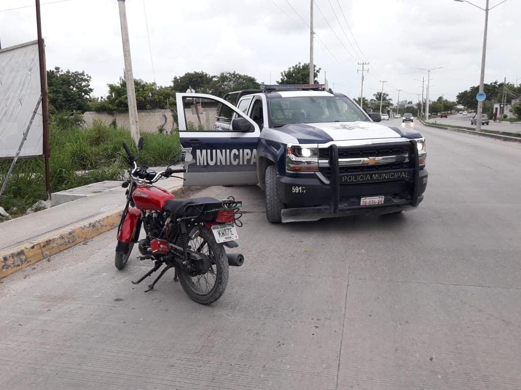 Motociclista dispara sobre una casa y se burla de los policías
