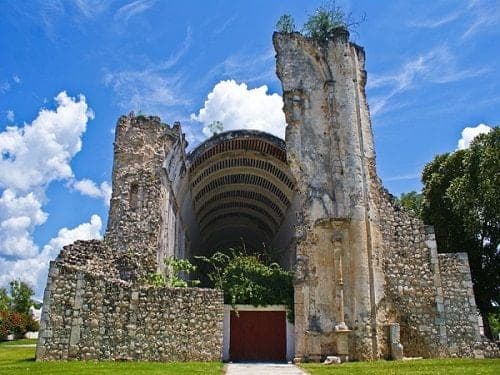 Expide el INAH acuerdo para declarar a Tihosuco como monumento histórico