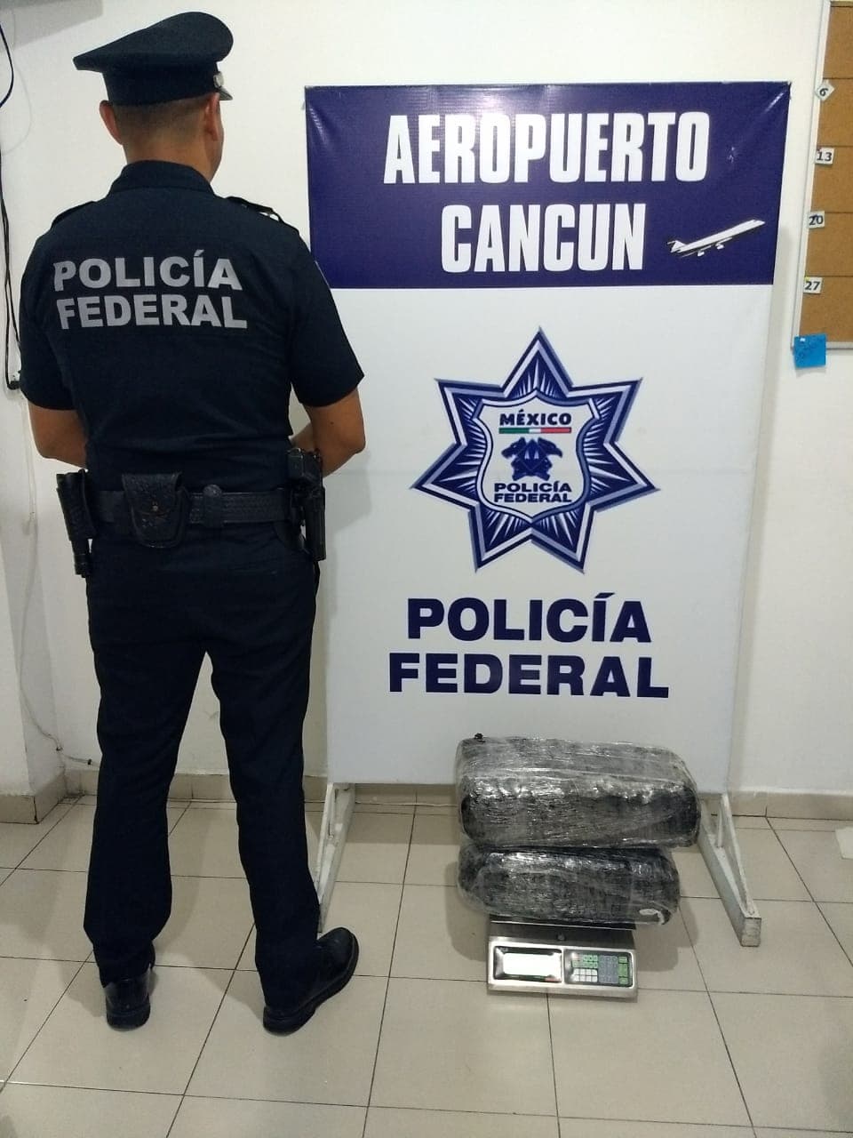 Mandan cinco kilos de marihuana por paquetería