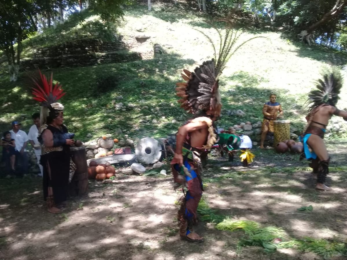 Realizan tradicional ceremonia maya en Lázaro Cárdenas