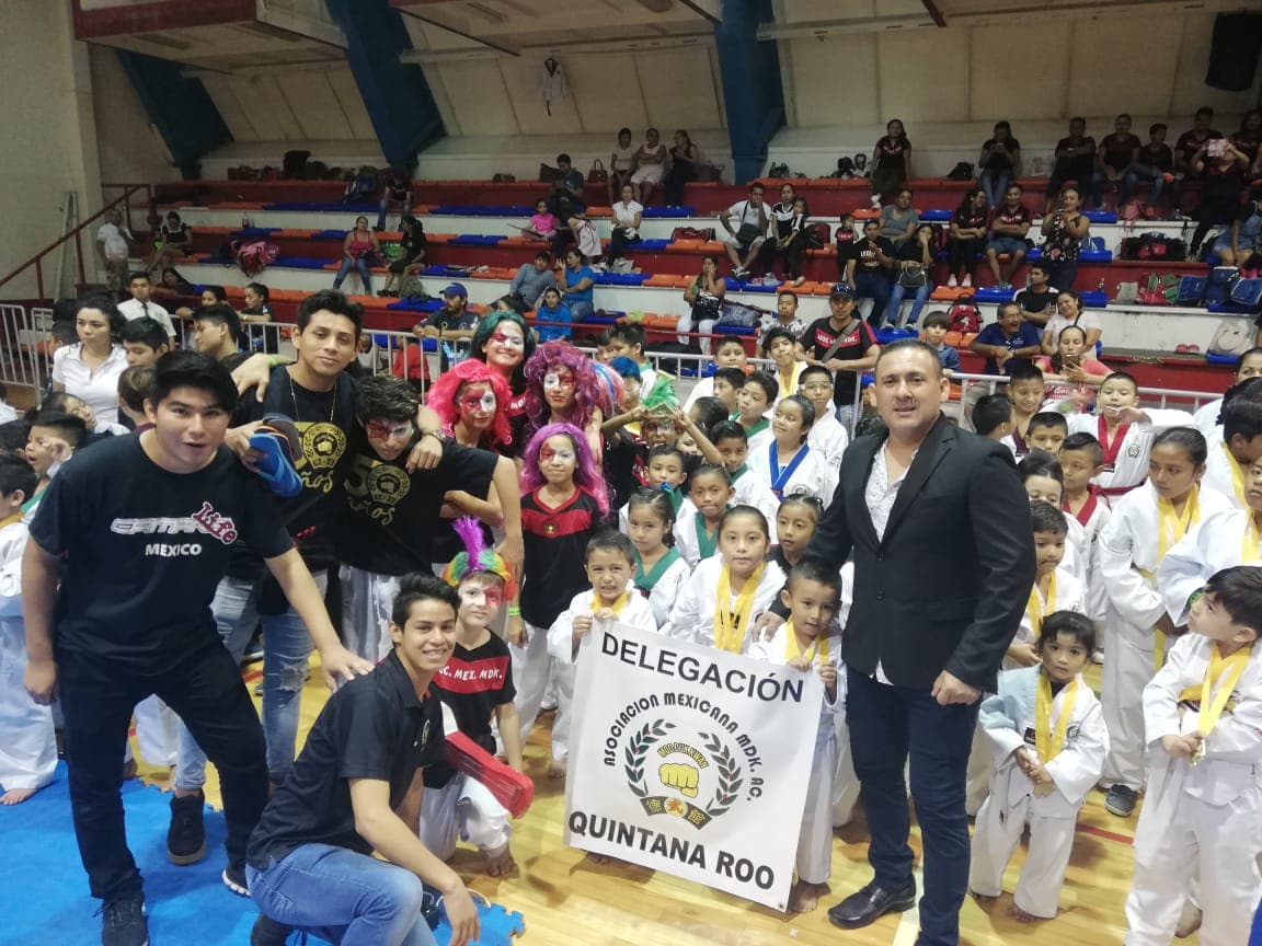 Vencen niños y jóvenes de Prado Norte en Copa Quintana Roo de tae kwon do
