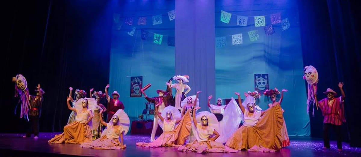 Honrarán a los muertos con música y danza en Teatro de la Ciudad