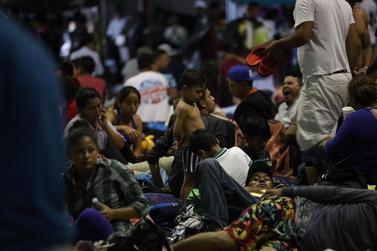 Emplearán a migrantes en el Tren Maya y en refinerías: Alejandro Encinas
