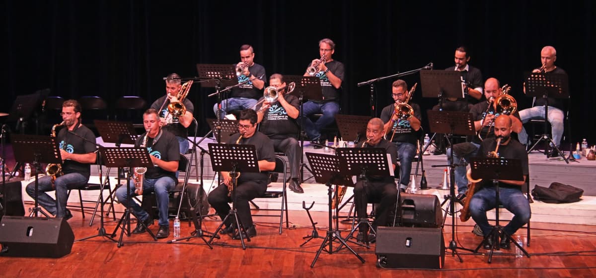 Deslumbró la Gran Canaria Big Band en Playa del Carmen