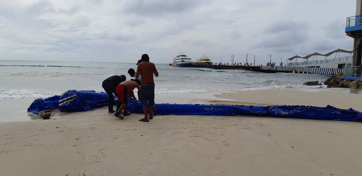 Dakatso aún espera pago por barrera antisargazo