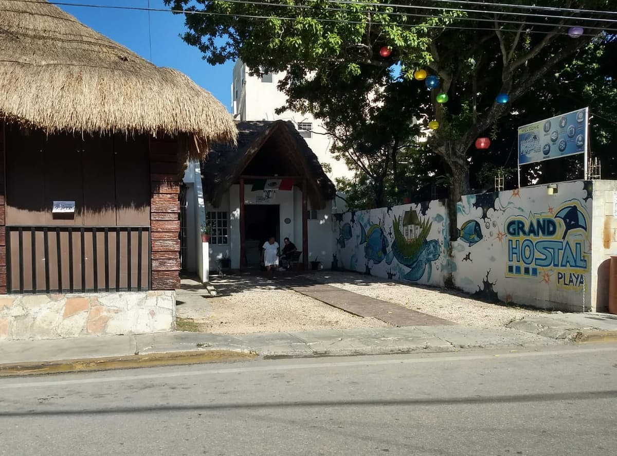 Violan a mujer en el “Gran Hostal” de la avenida 20