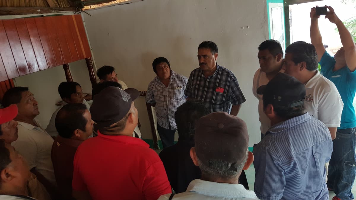 Recibe reconocimiento "Chano" Toledo a nombre de ex presidente Luis Echeverría