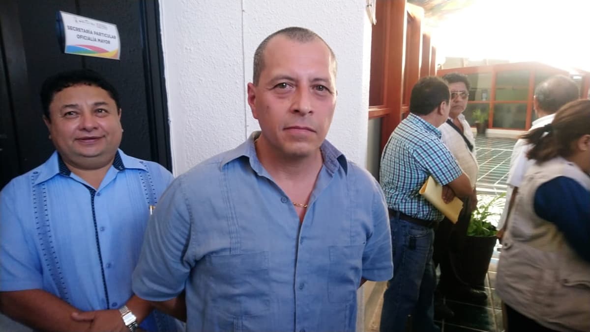 Ex jefe policiaco se registra como aspirante a fiscal