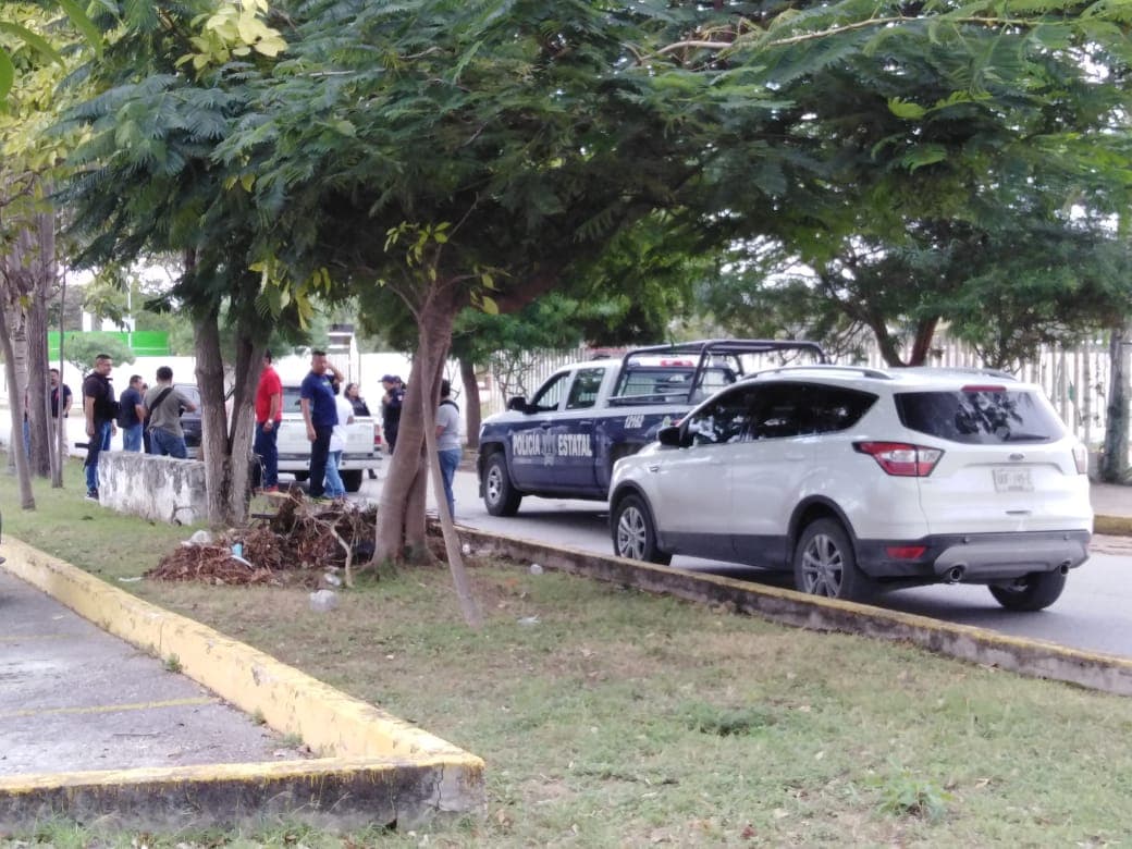 Despoja grupo armado a cuentahabientes de 180 mil pesos