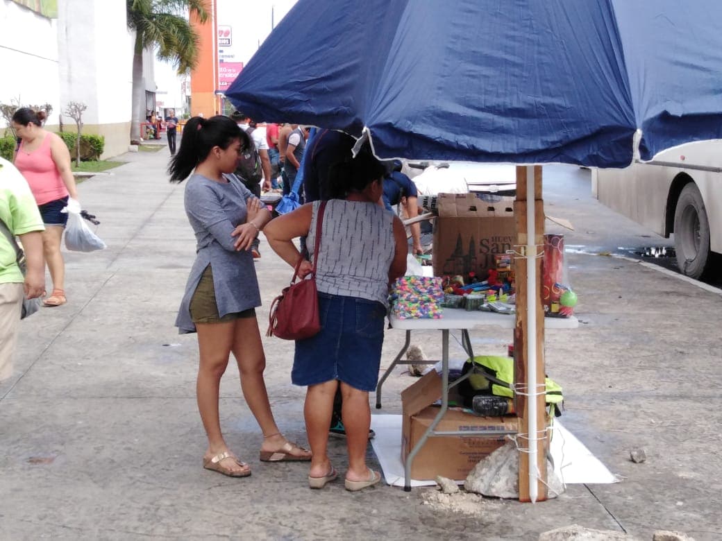 Prolifera venta clandestina de pirotécnica en Cancún