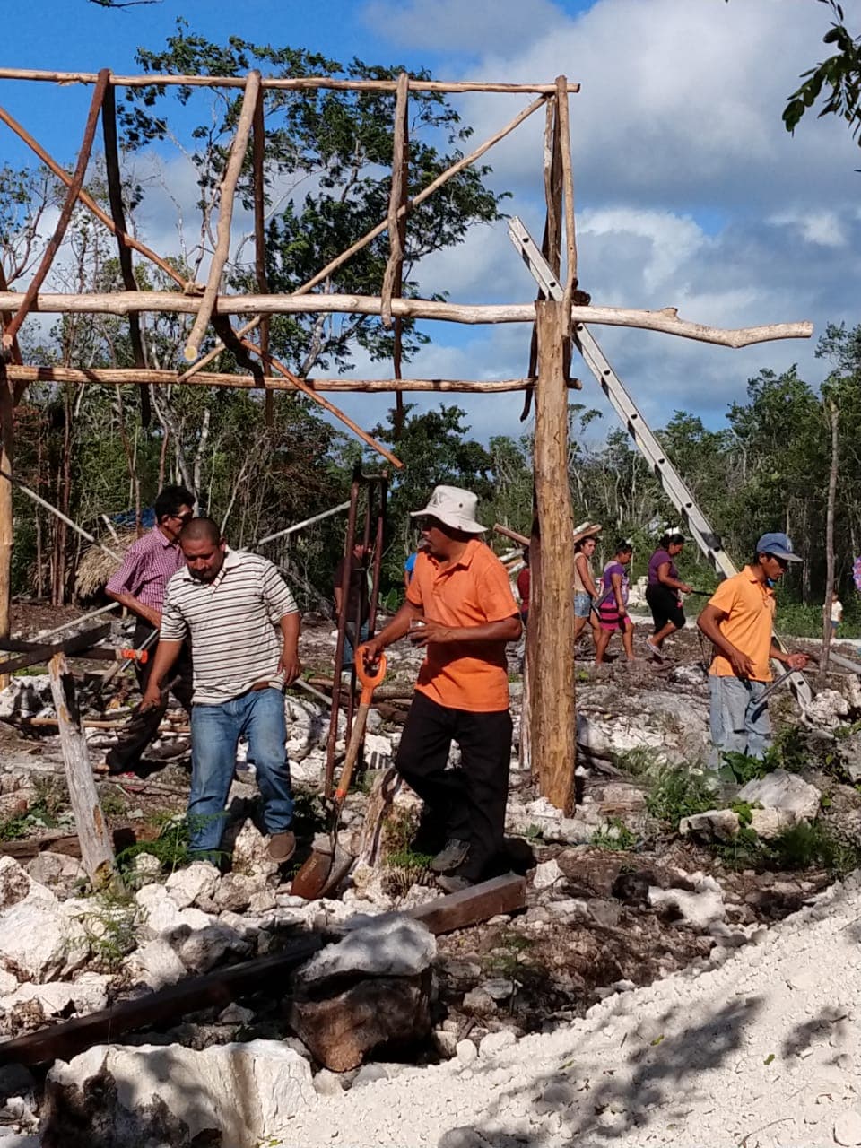 Opera mafia de estafadores en colonias irregulares de Quintana Roo