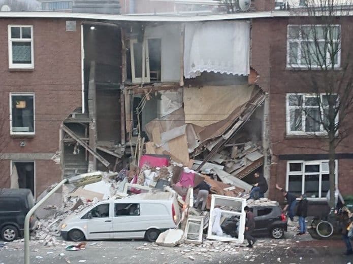 Edificios en La Haya colapsan tras fuerte explosión