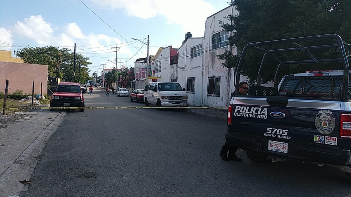 Aparece “ensabanado” cerca de universidad en Benito Juárez