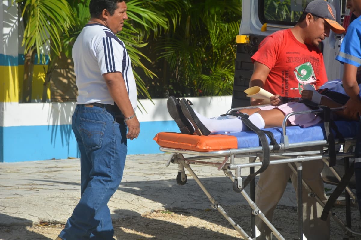 Niña sufre amputación parcial de pulgar en escuela de Playa del Carmen