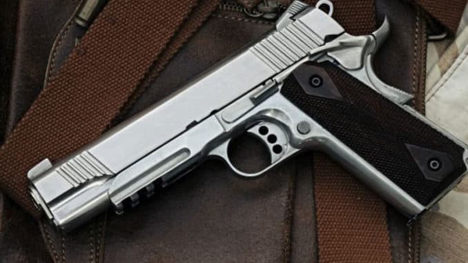 Mexicanos ya podrán contar con armas en su casa para defenderse