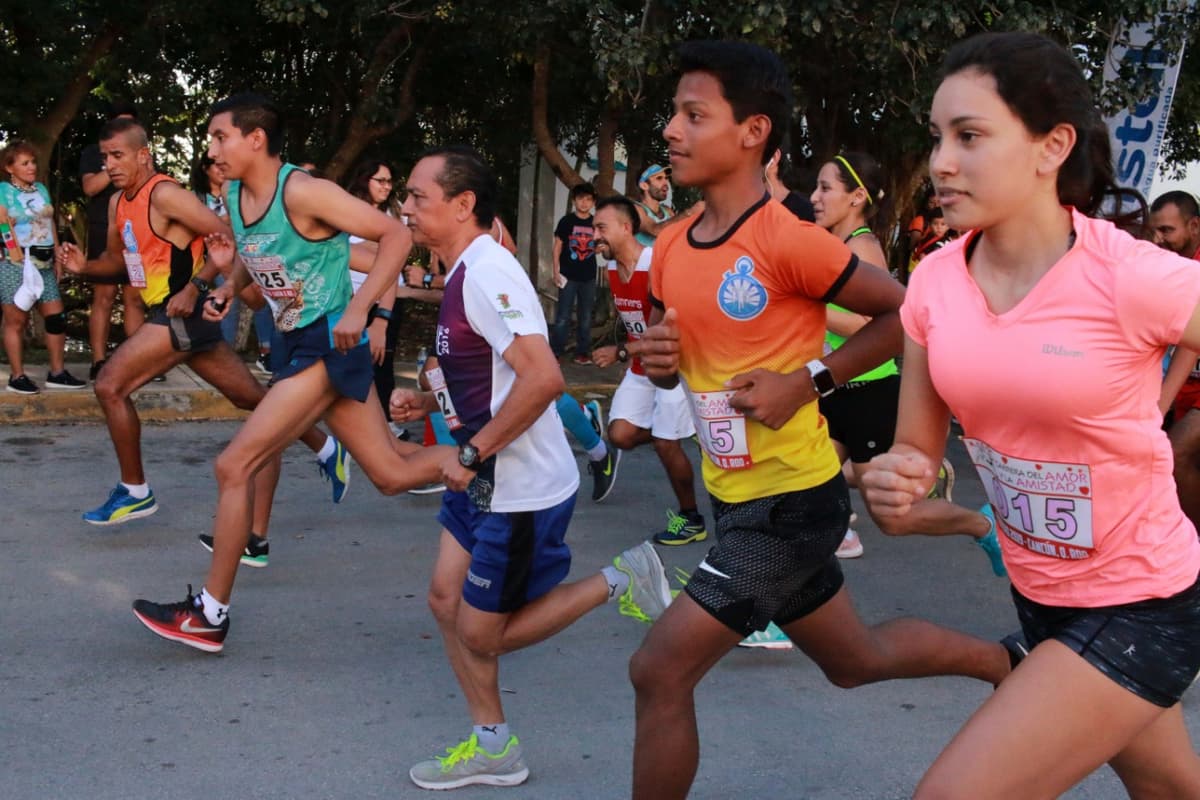 Club de Atletismo Chronos invita a la carrera Pets Lovers en Cancún