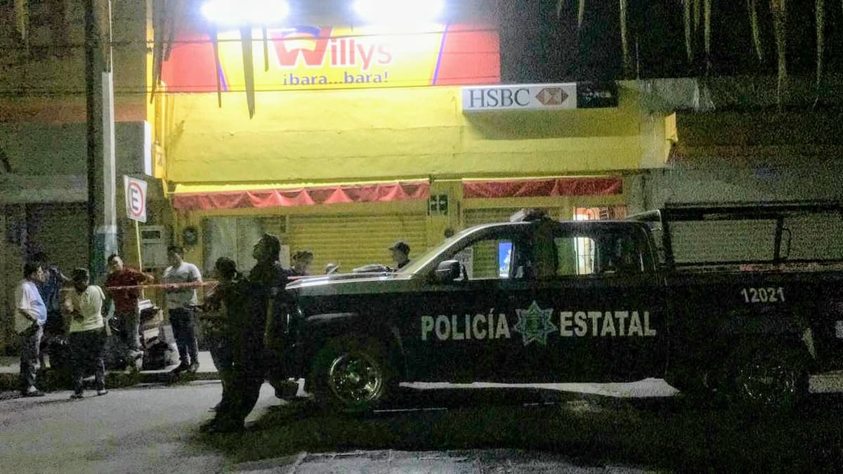 Asaltan Super Willys Chetumal y dejan amarrado al personal