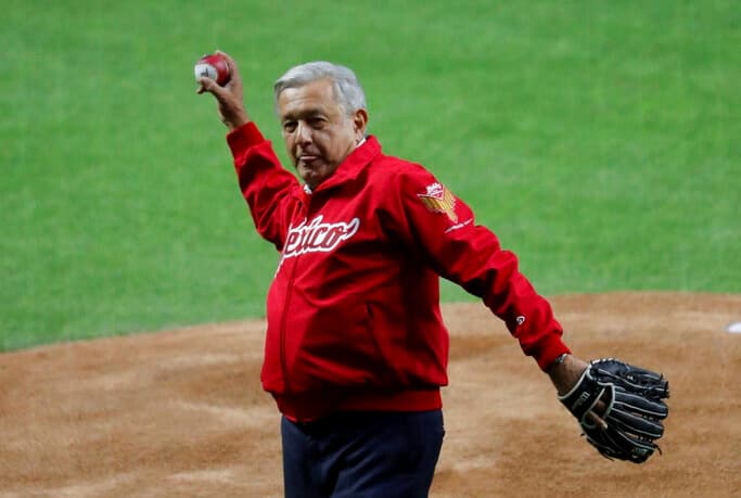 Recortan presupuesto de salud y promoción turística, y se lo dan al béisbol