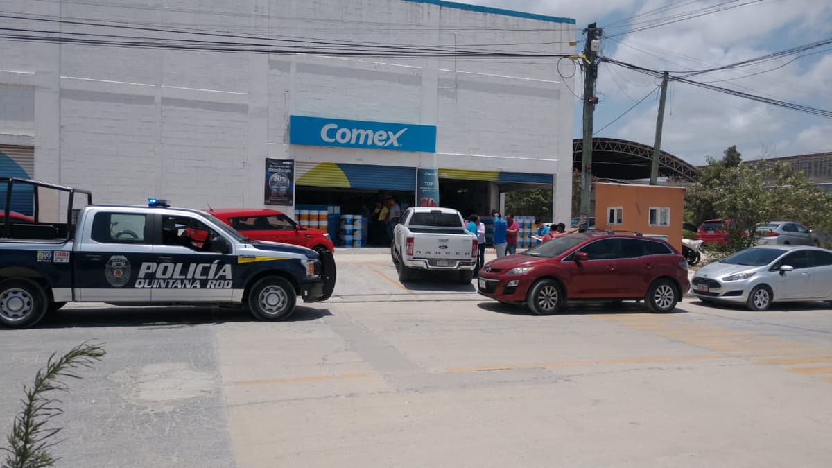 Asaltan con violencia a una mujer antes de realizar sus compras en Comex